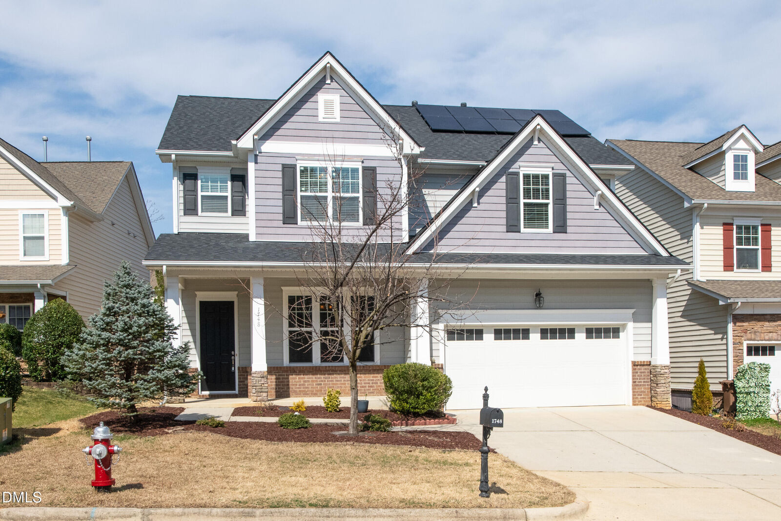 Property Photo: 1748 Laurel Park Place NC 27511
