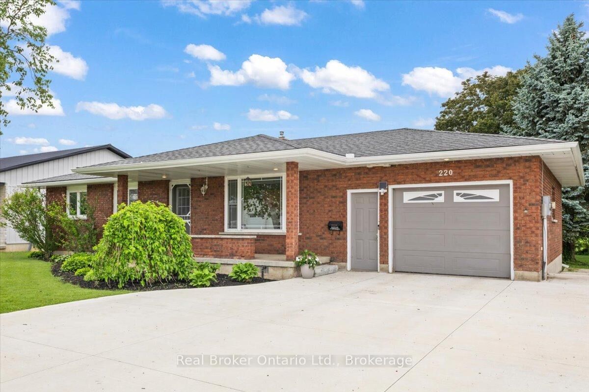 Property Photo: 220 Forler Street ON N0G 2M0