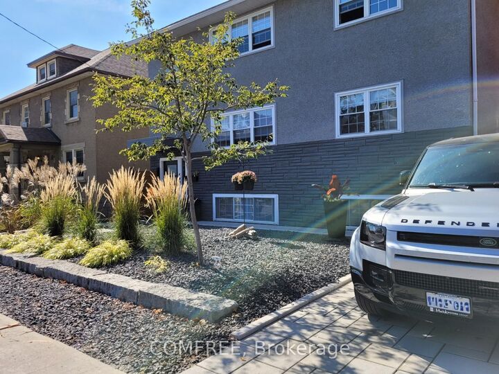 Property Photo: 32 St Francis Street ON K1Y 1W5