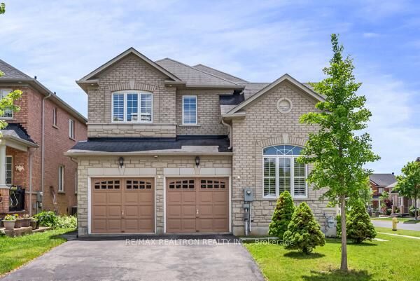 Property Photo: 86 Batchford Crescent ON L6B 0C2