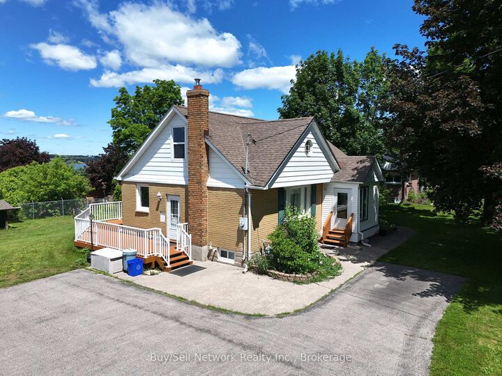 Property Photo: 962 Ward Street ON K0L 1H0