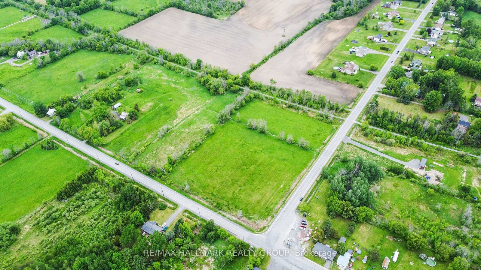 Property Photo:  0 Labrosse Street E  ON K0B 1P0 