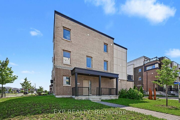 Property Photo:  1400 Hemlock Road  ON K1K 5A8 