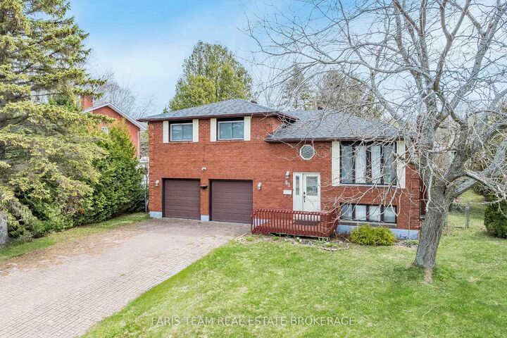 51 Beck Boulevard — photo 1