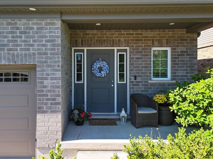 Property Photo: 21 Brown Street ON N5A 0B8