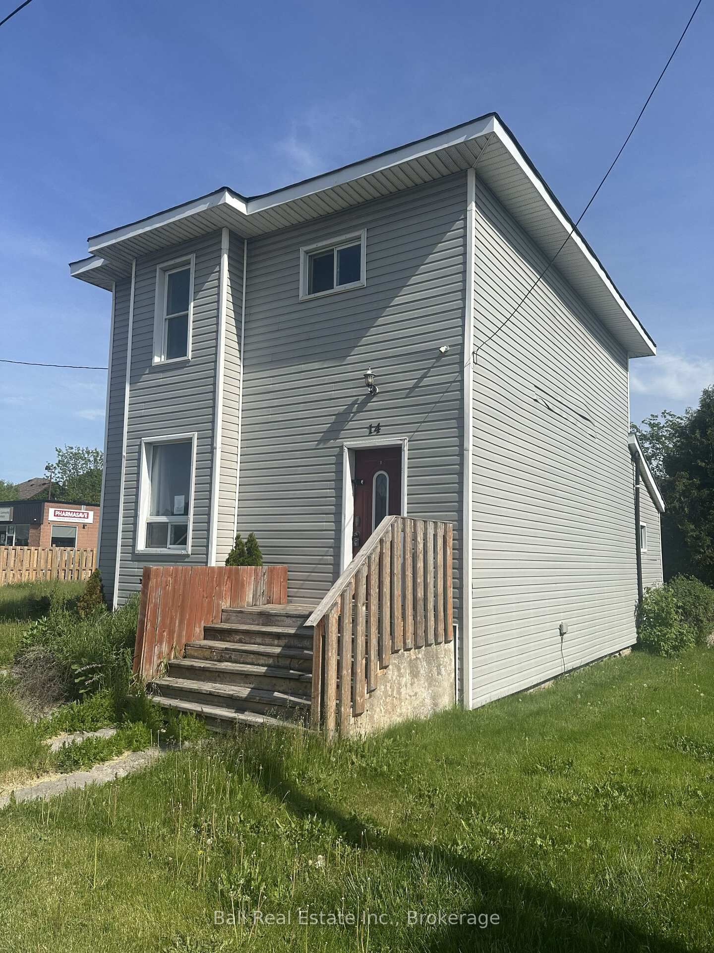 Property Photo: 14 Ottawa Street W ON K0L 1Z0