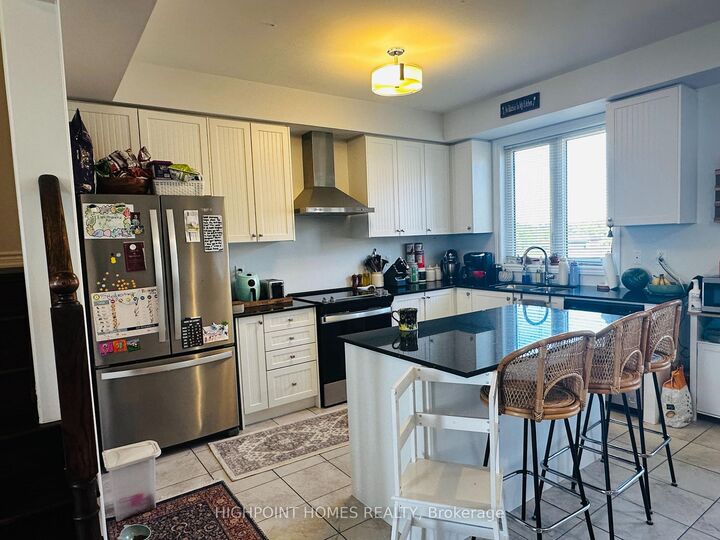Property Photo:  87 Douet Lane  ON L1Z 0V4 