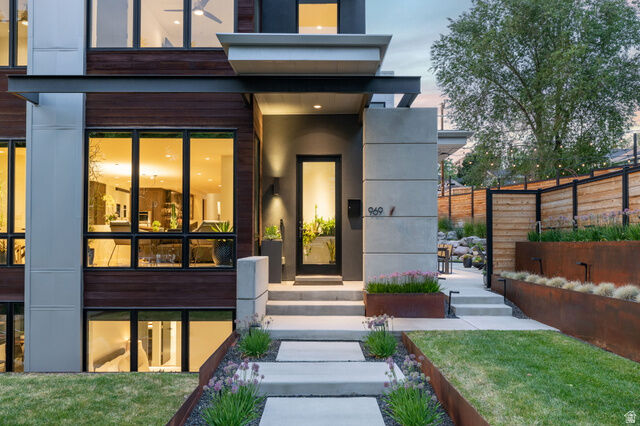 Property Photo:  969 E 700 S  UT 84102 