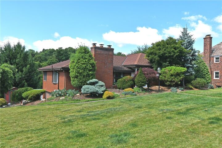 Property Photo: 4944 Plymouth Rd PA 15227