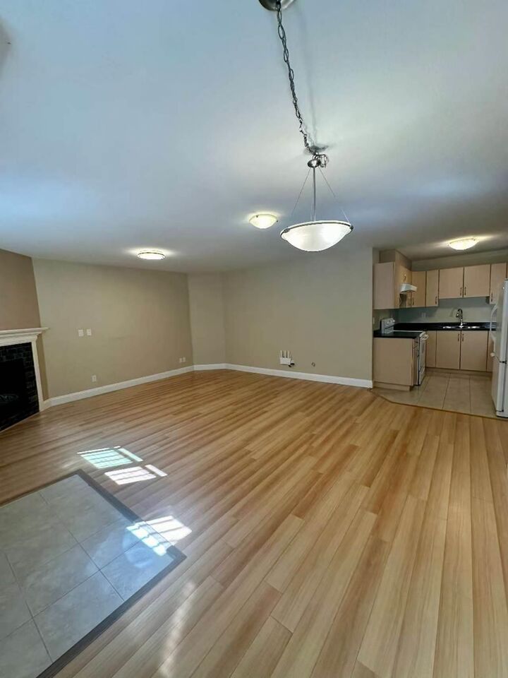 Property Photo:  826 Cottonwood Avenue  BC V3J 2T1 