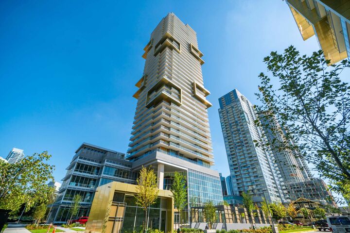 6383 McKay Avenue 3703 — photo 1