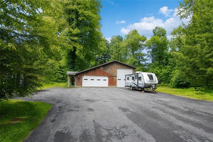 Property Photo:  2537 Edwards Road  NY 13165 