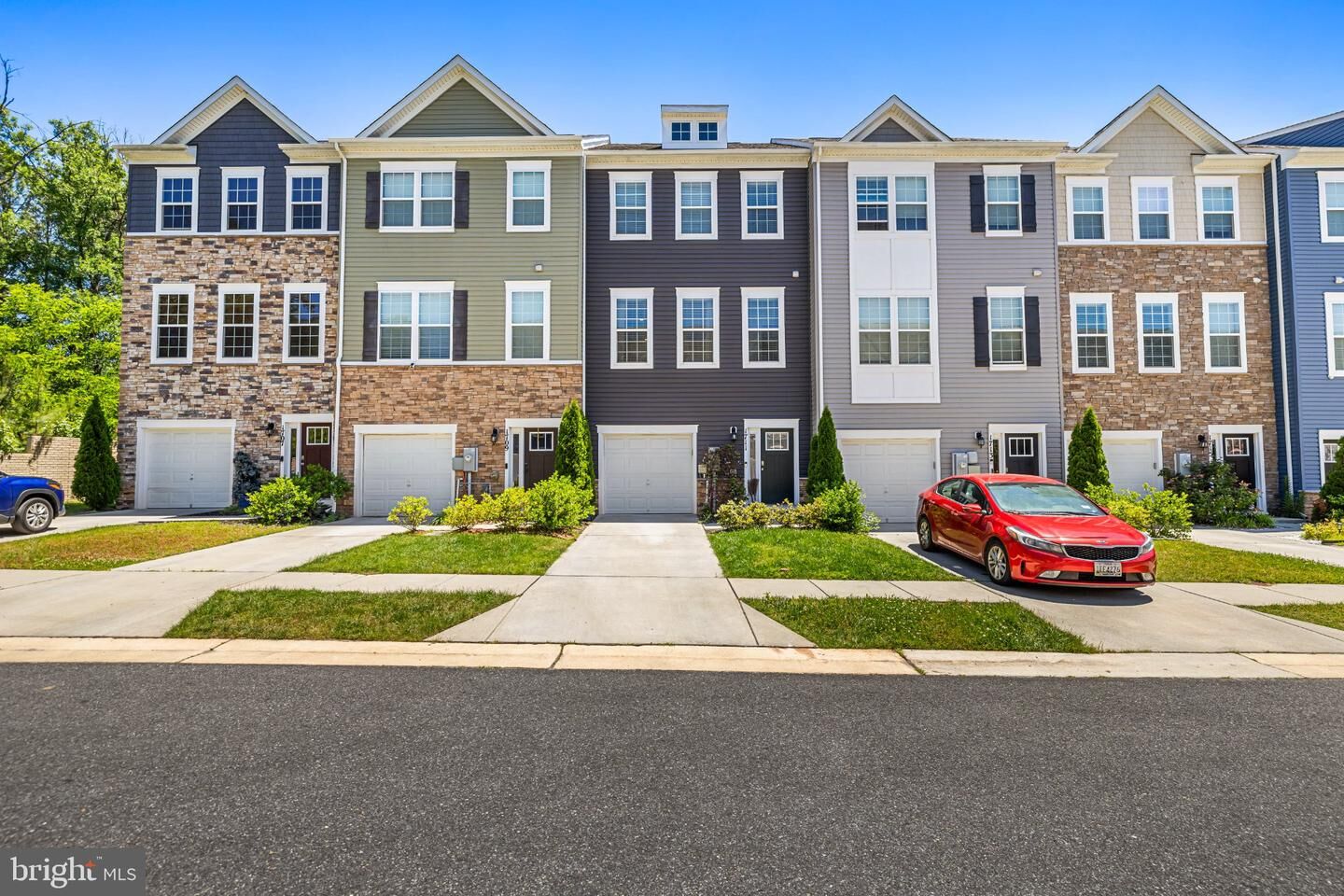 Property Photo:  1711 Red Fox Trl Trail  MD 21113 