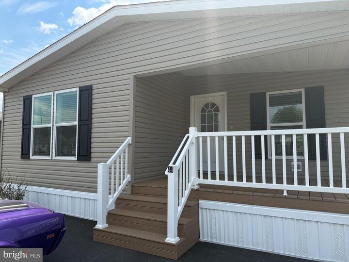 Property Photo:  44 Evergreen Aly  PA 17078 