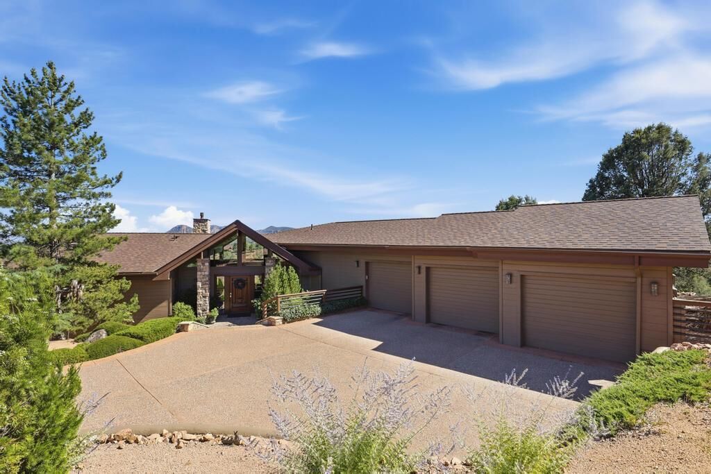 Property Photo:  2507 E Golden Aster Circle  AZ 85541 
