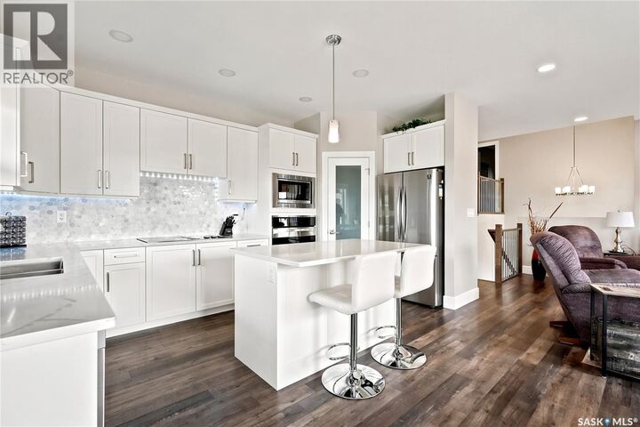 Property Photo:  103 Barrett Street  SK S7W 0Z6 