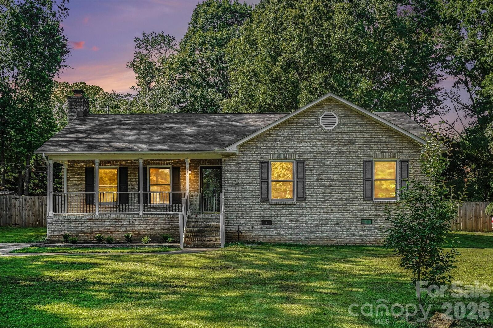 Property Photo:  2716 Starnes Road  NC 28214 