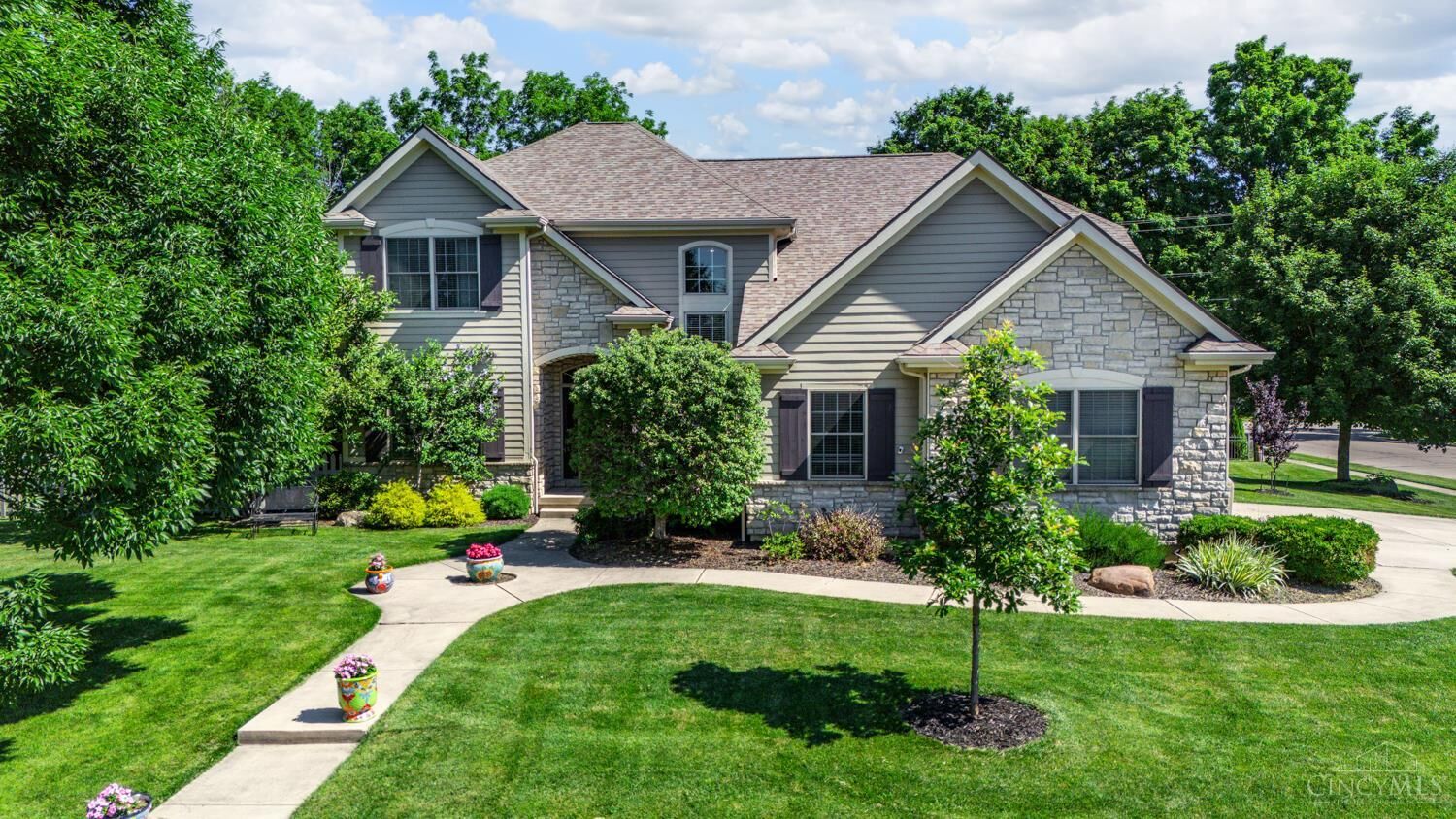 Property Photo:  994 Brookmere Avenue  OH 45371 