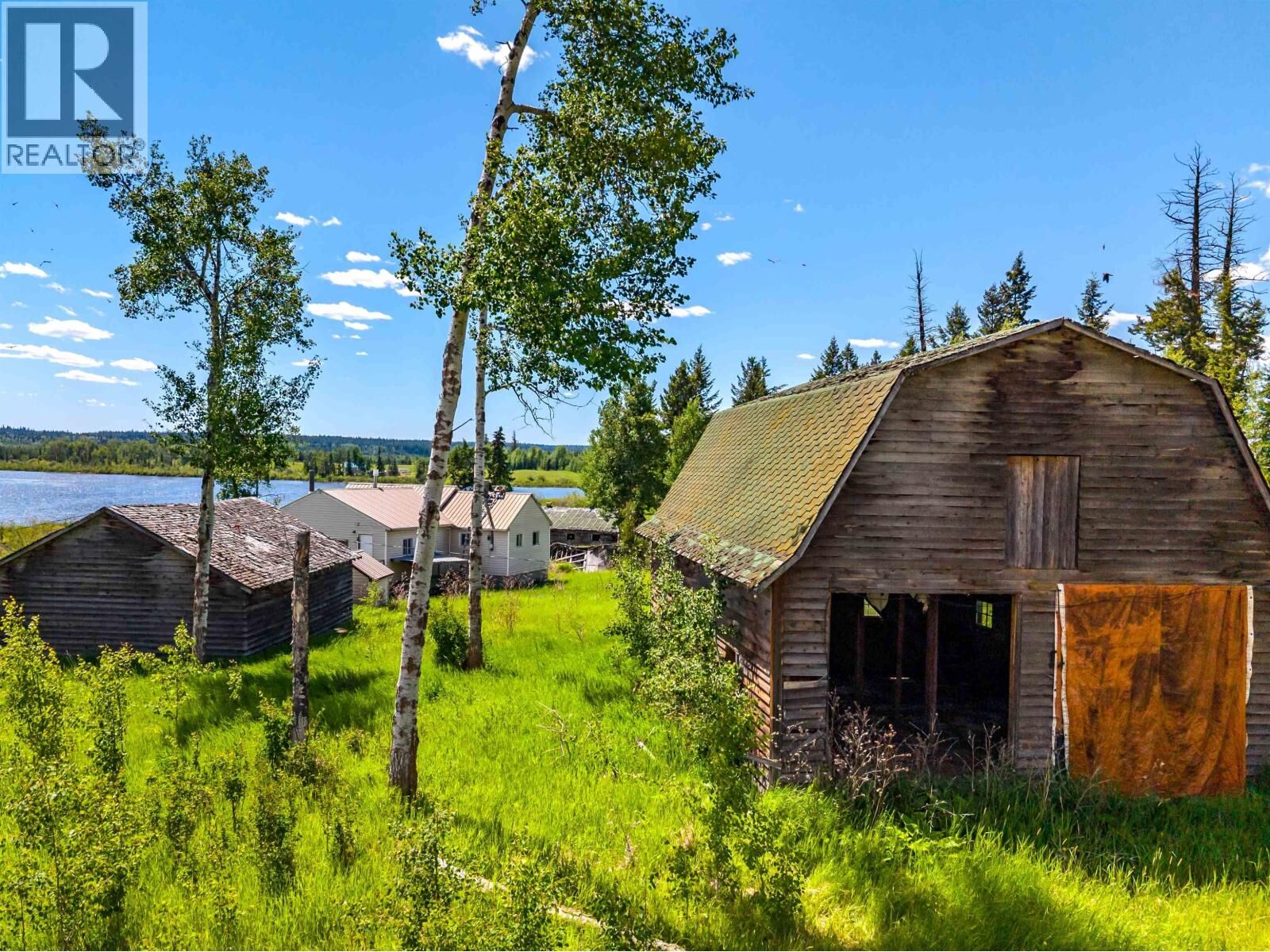 Property Photo: 6442 Buffalo Creek Road BC V1K 1G0