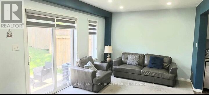 Property Photo:  50 Pinnacle Drive 19  ON N2P 0H8 