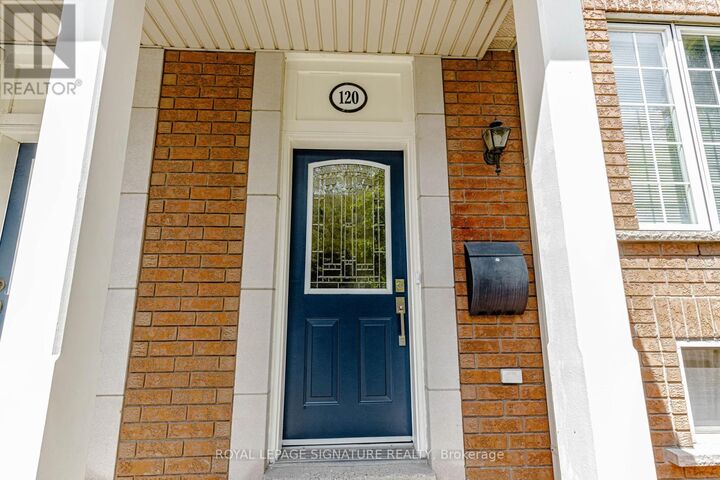 Property Photo:  120 Tarragona Boulevard  ON M6N 5C5 