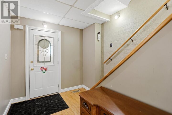 Property Photo: 63 Elmwood Ave ON P6B 4V7