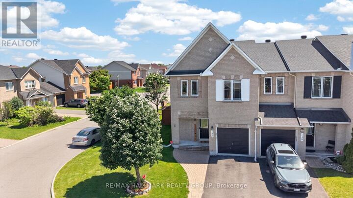 Property Photo:  151 Branthaven Street  ON K4A 0A1 