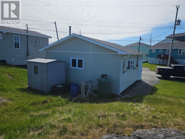 Photo de la propriété:  18 Baird Street  NL A0M 1C0 