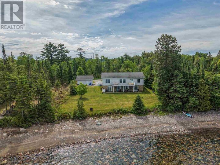 634 Lakeshore Dr — photo 1