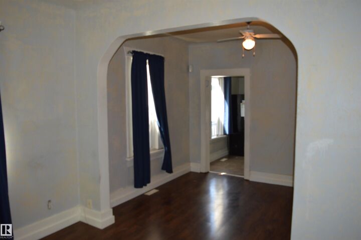 Property Photo:  11920 78 Street NW  AB T5B 2J5 