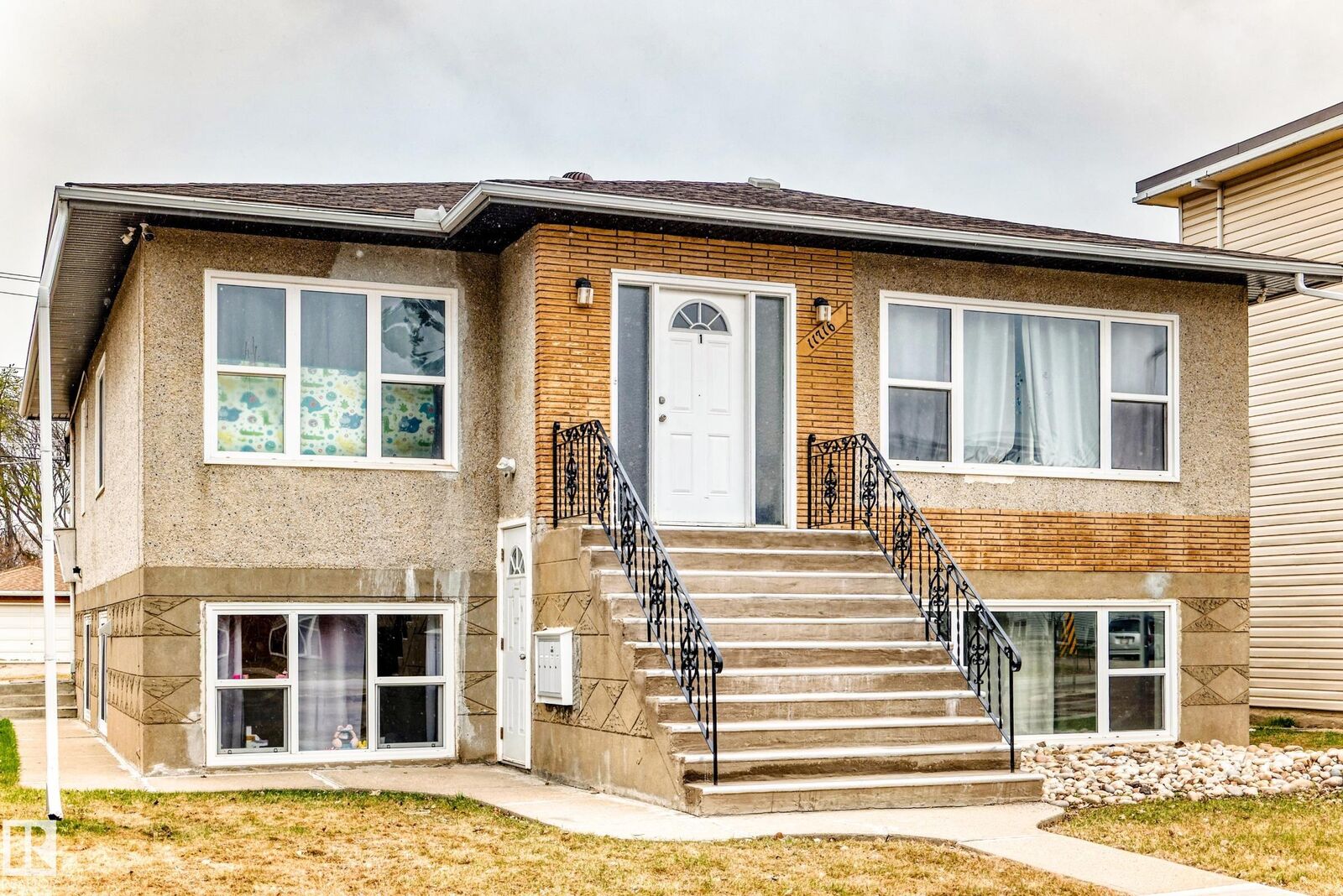 Property Photo:  11716 124 Street NW  AB T5M 0K9 