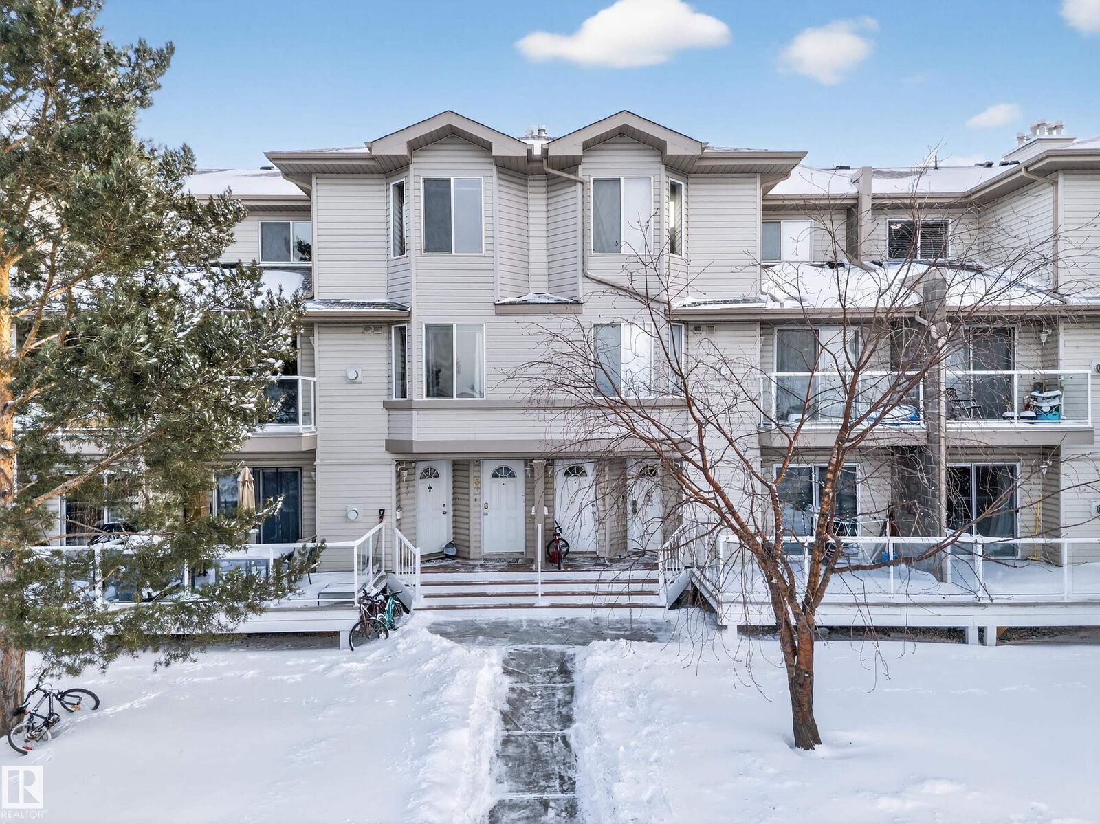 Property Photo:  2505 42 Street NW 80  AB T6L 7G8 