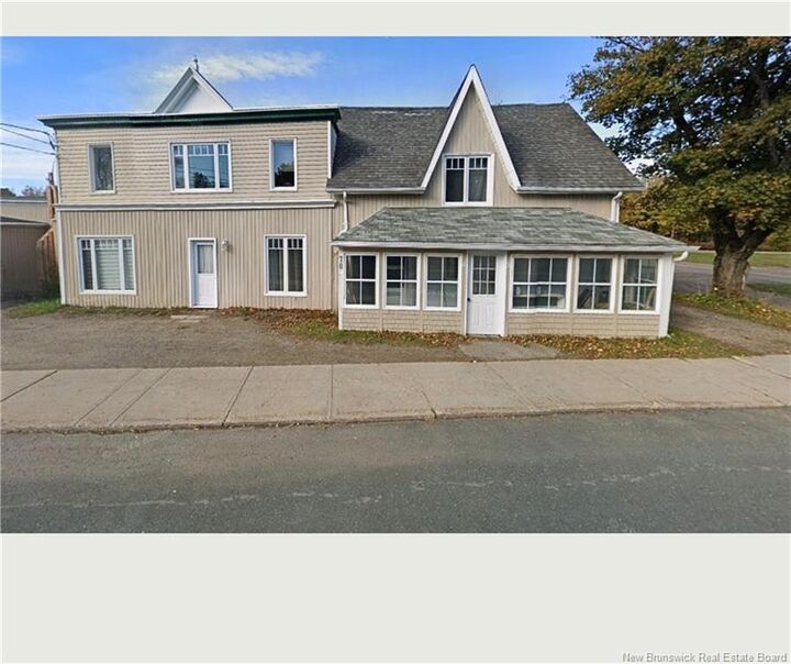 Property Photo: 707 Boulevard St-Pierre Ouest NB E1W 1A1