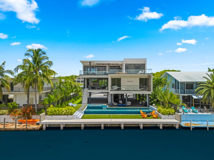Property Photo:  16 S Exuma Road  FL 33037 