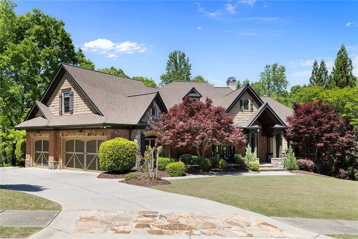 Property Photo:  5623 Brendlynn Drive  GA 30024 
