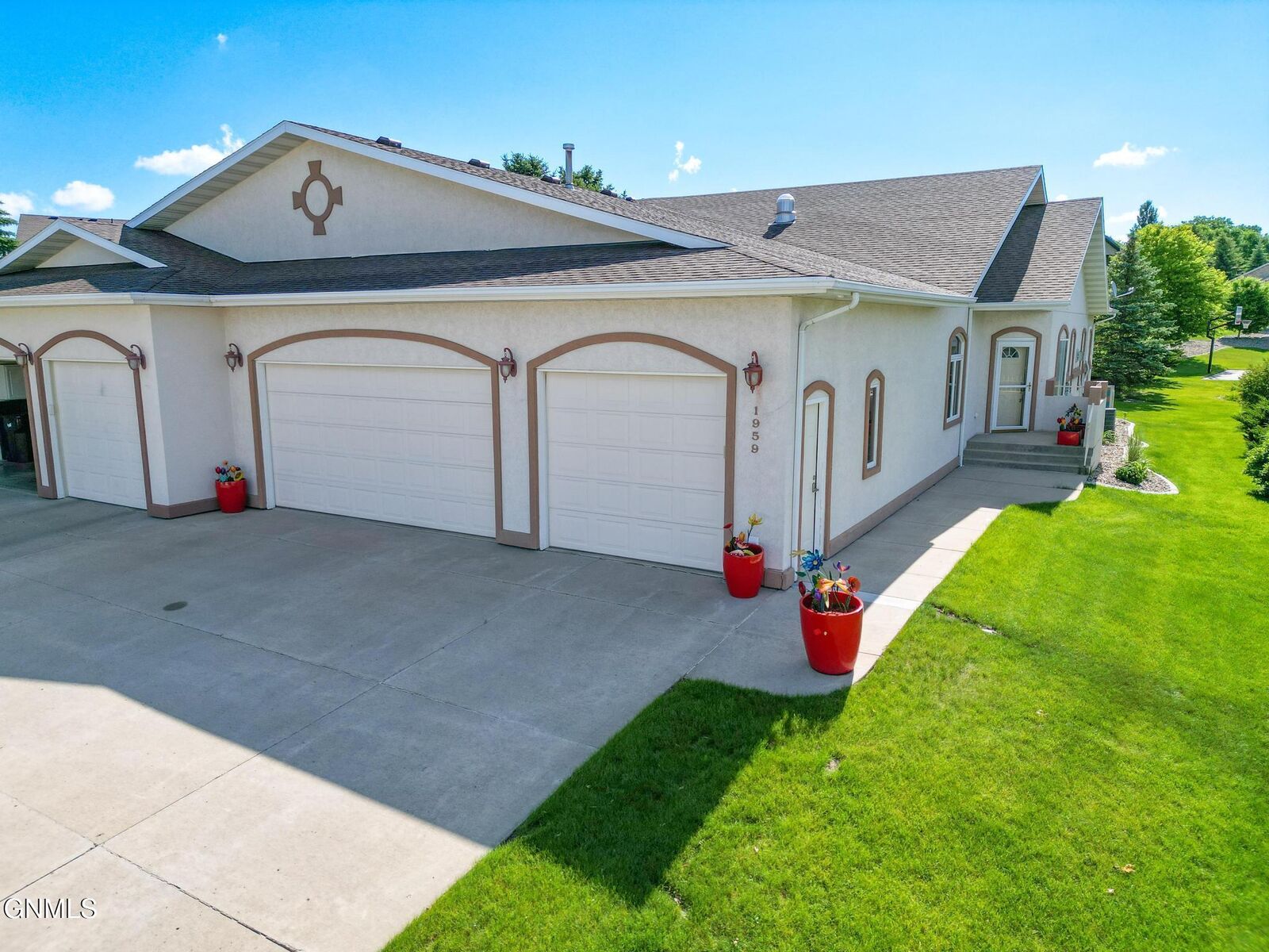 Property Photo: 1959 Mesquite Loop ND 58503