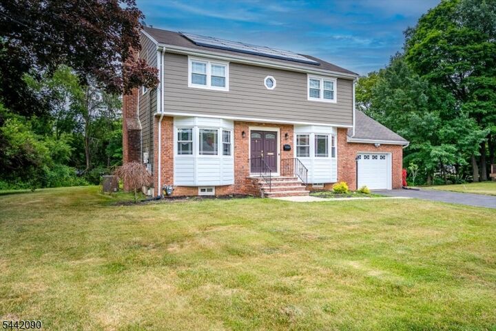 Property Photo:  162 Mali Dr  NJ 07062 