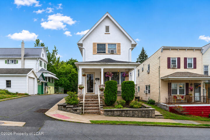 Property Photo:  283 Lehigh Street  PA 18702 