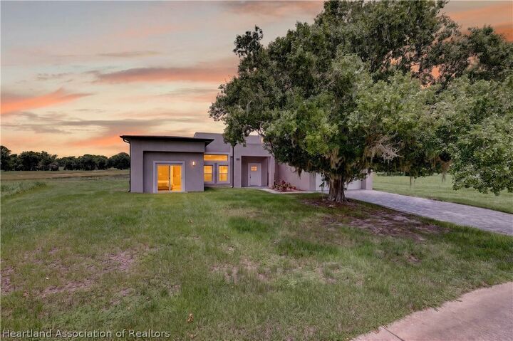 Property Photo:  6805 Heavitree Drive  FL 33876 