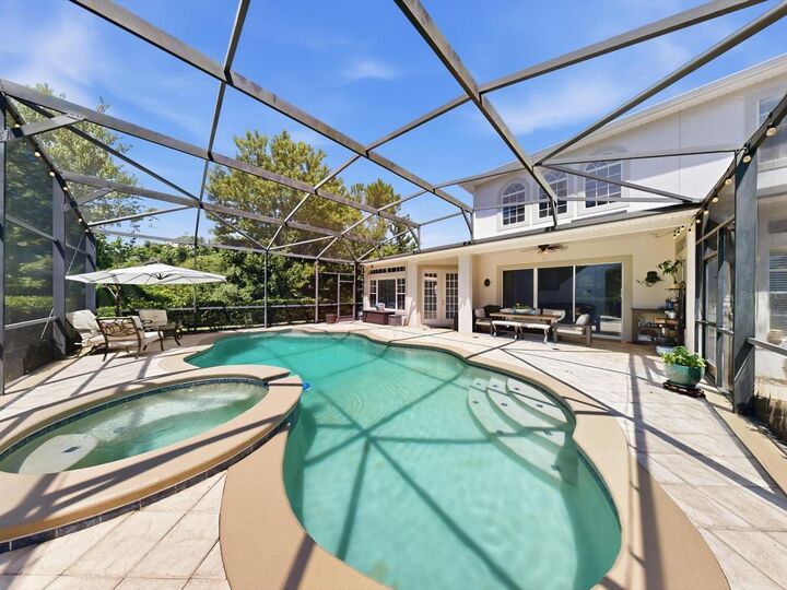 Property Photo:  561 Harriswood Court  FL 33837 