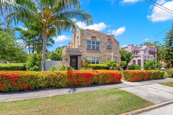 Property Photo:  1125 11th Avenue NE  FL 33705 