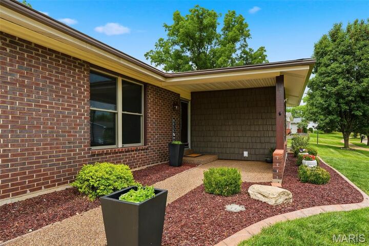 Property Photo:  2451 Wesbay Drive  MO 63043 