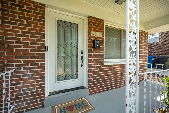 Property Photo:  6719 Plymouth Avenue  MO 63130 