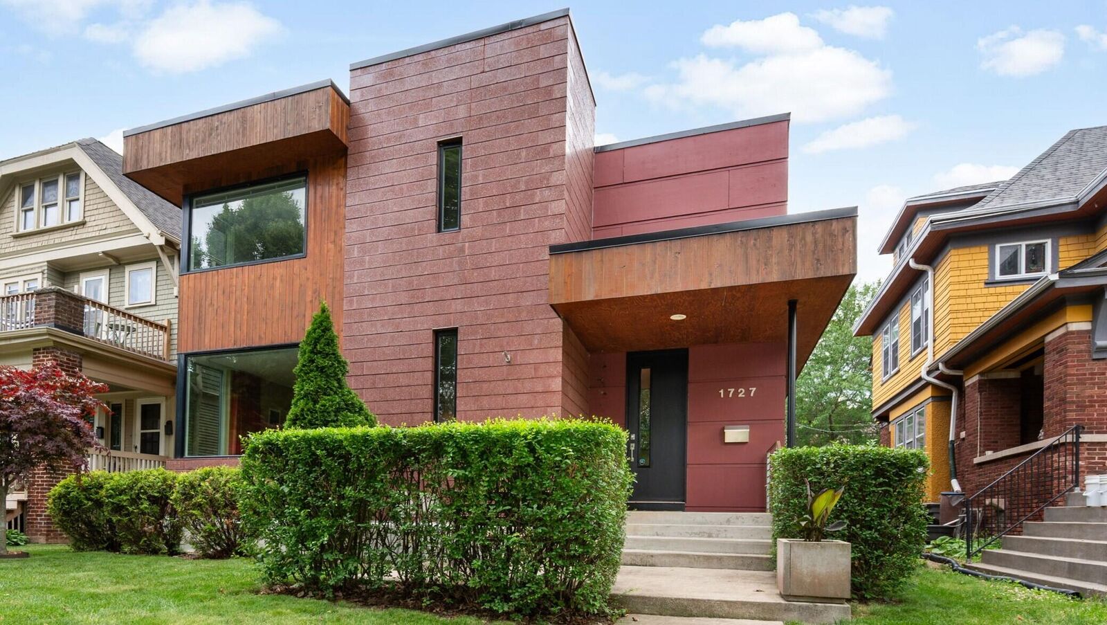 Property Photo:  1727 N 49th St  WI 53208 