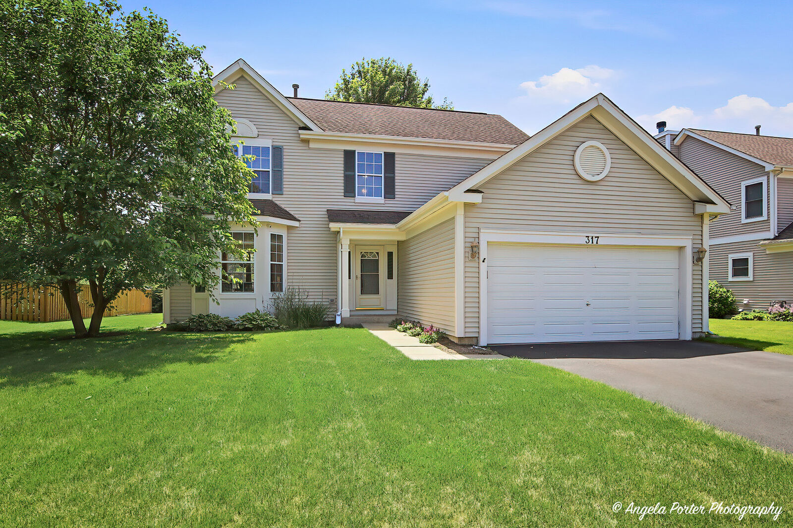 Property Photo:  317 Talismon Drive  IL 60012 