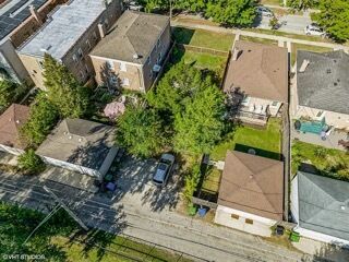 Property Photo:  1328 Seward Street  IL 60202 