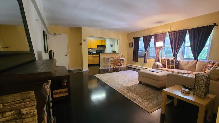 Property Photo:  4970 N Marine Drive 429  IL 60640 
