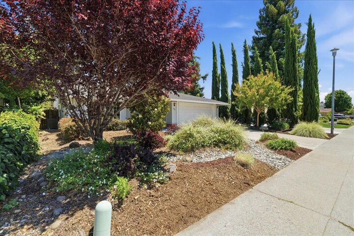 Property Photo:  3629 Keswick Way  CA 95826 