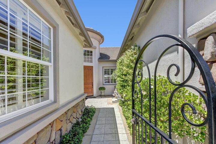 Property Photo:  4784 Village Green  CA 95762 