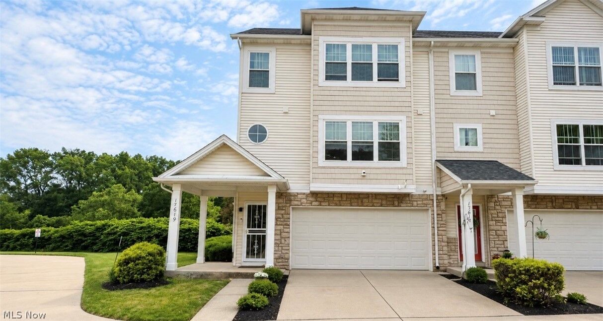 Property Photo:  17619 Wildwood Lane  OH 44119 